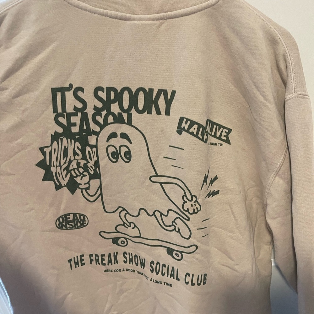 Shop Kristin Jones Halloween sweatshirt in beige size large- unisex. NWOT